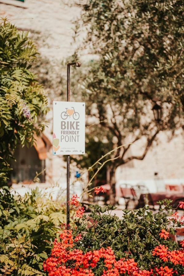 Casa Romantica La Parenzana ブイェ エクステリア 写真