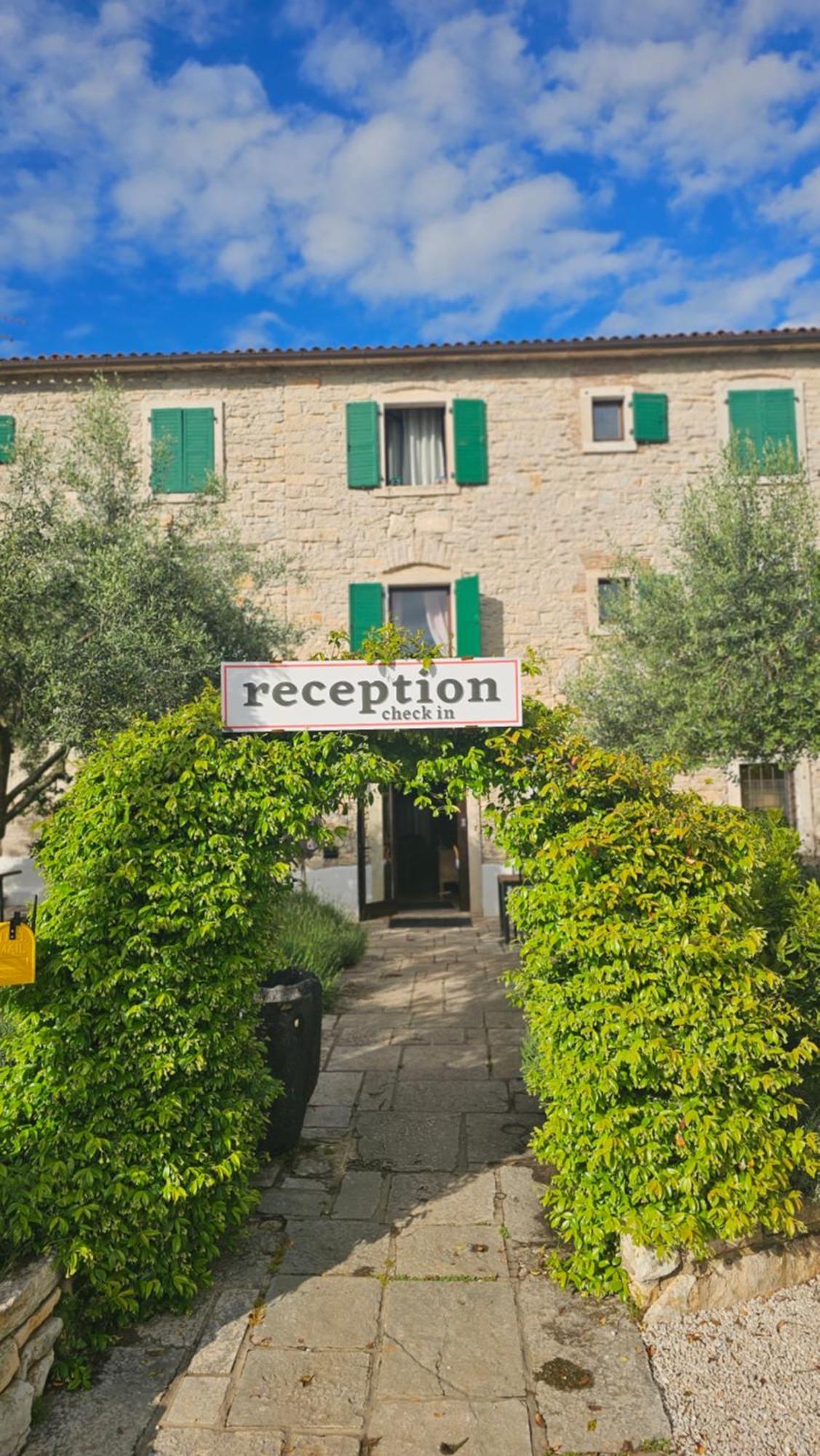 Casa Romantica La Parenzana ブイェ エクステリア 写真