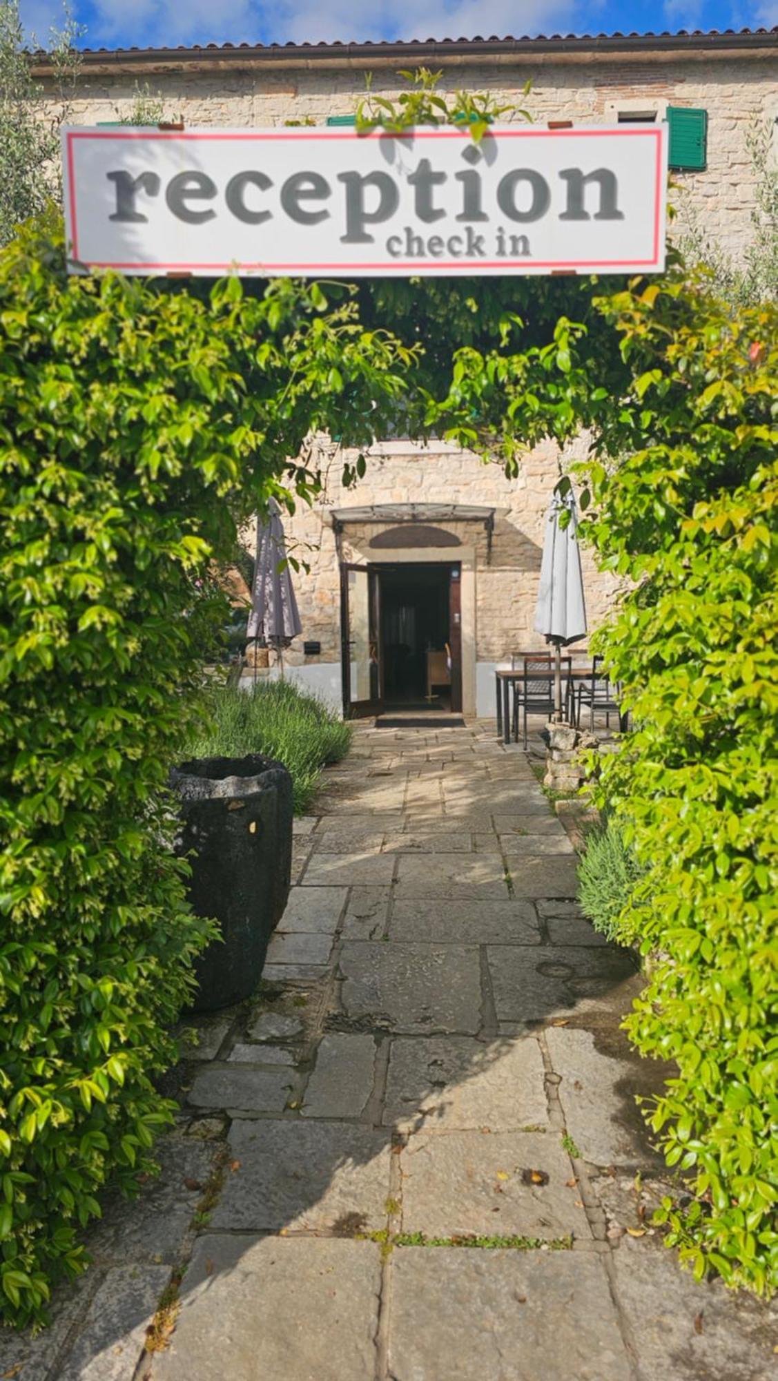 Casa Romantica La Parenzana ブイェ エクステリア 写真