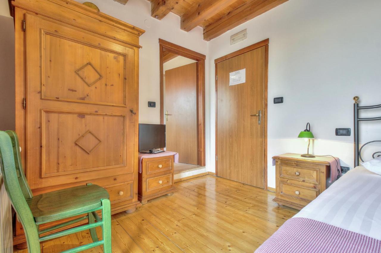 Casa Romantica La Parenzana ブイェ エクステリア 写真